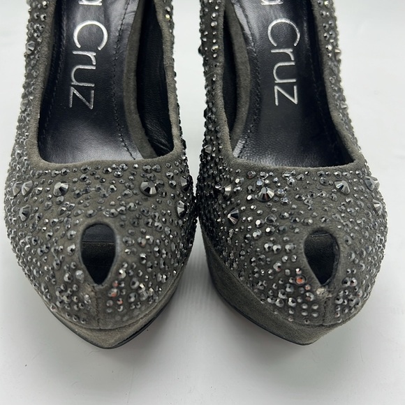Lola Cruz bling gray heels size 7 euro size 37 - Picture 2 of 8
